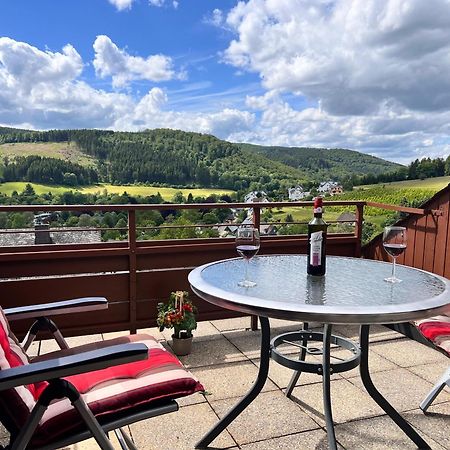 Gemuetliche 3-Zimmer-Wohnung Mit Panoramablick Und Kostenlosem Ueberdachten Parkplatz Winterberg Esterno foto