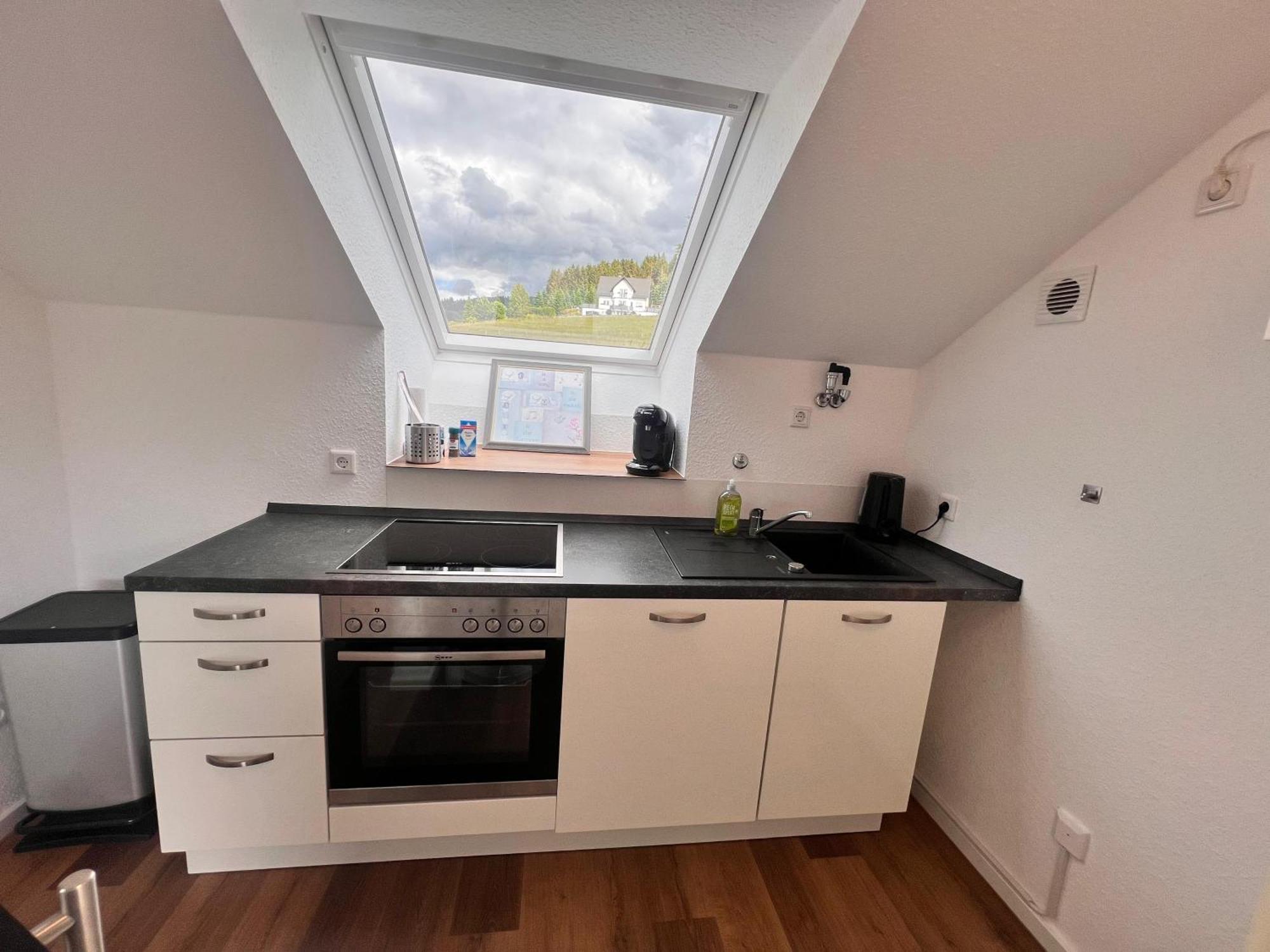 Gemuetliche 3-Zimmer-Wohnung Mit Panoramablick Und Kostenlosem Ueberdachten Parkplatz Winterberg Esterno foto