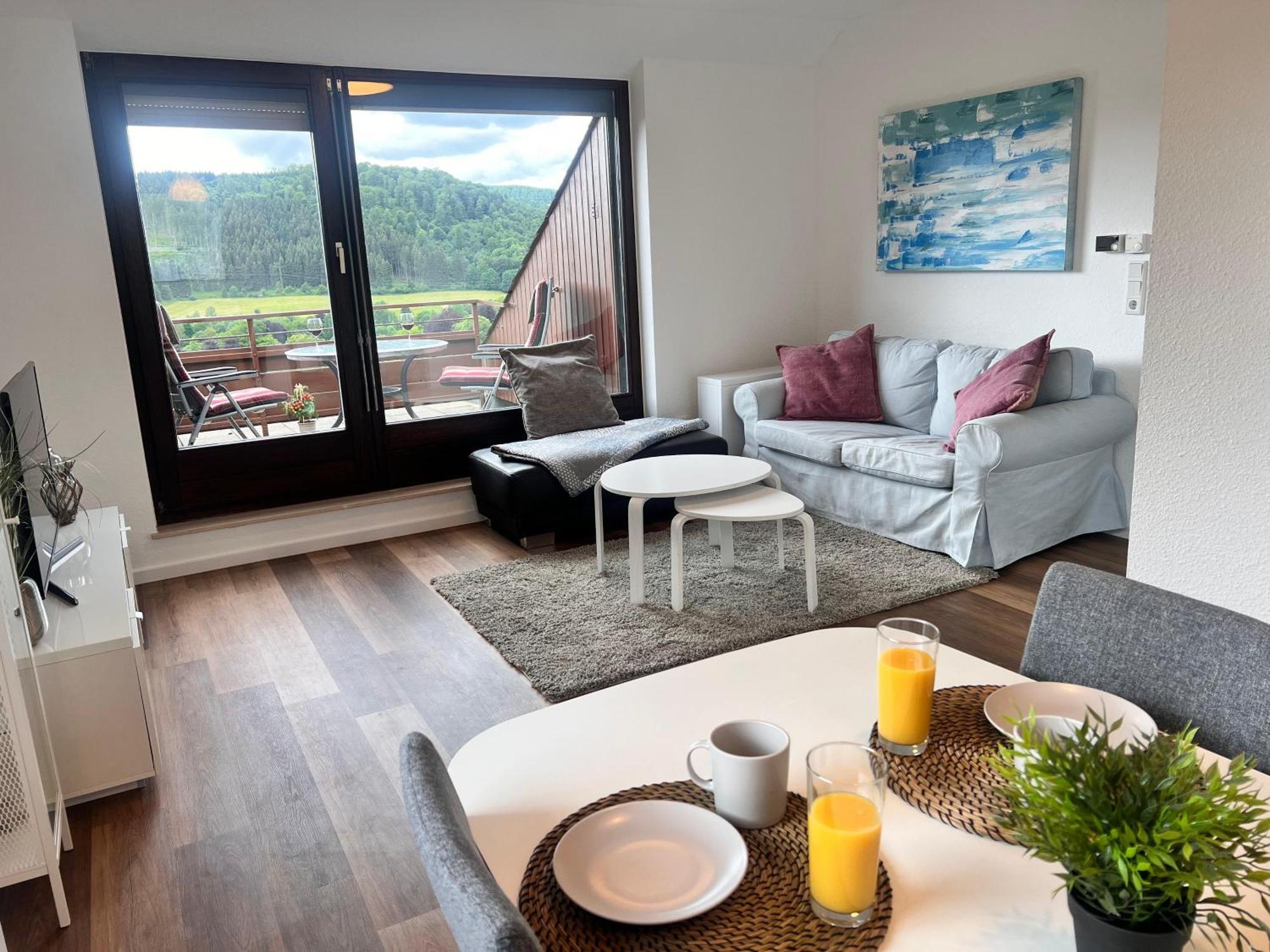 Gemuetliche 3-Zimmer-Wohnung Mit Panoramablick Und Kostenlosem Ueberdachten Parkplatz Winterberg Esterno foto